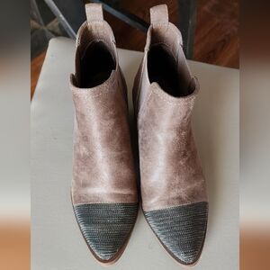 Report Ankle Boots with Chainmail Toe